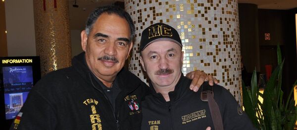 Гасситы Мурæты тренертæ Абель Санчес æмæ Сланты Виталий Гасситы Мурæты тренертæ Абель Санчес æмæ Сланты Виталий - Sputnik Хуссар Ирыстон