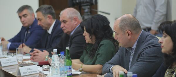 Совещание у президента Южной Осетии по вопросам кадрового резерва - Sputnik Южная Осетия