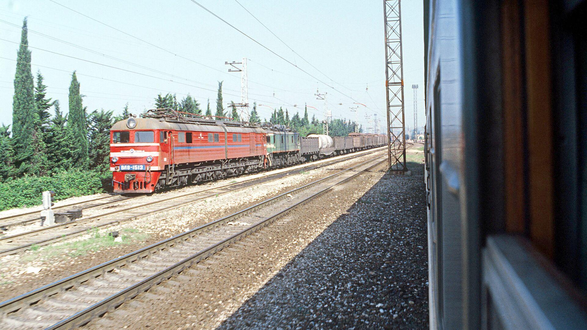 Поезд на железной дороге. Архивное фото  - Sputnik Южная Осетия, 1920, 01.05.2023