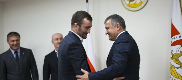 Мурат Гассиев Мурат Гассиев - Sputnik Хуссар Ирыстон