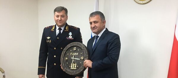 Встреча президента РЮО с главой МВД РСО-Алания - Sputnik Южная Осетия