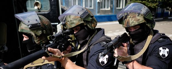 Сотрудники Росгвардии Сотрудники Росгвардии - Sputnik Южная Осетия