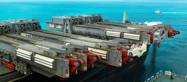 Палуба судна-трубоукладчика Пиониринг Спирит в районе Анапы Палуба судна-трубоукладчика Пиониринг Спирит в районе Анапы - Sputnik Южная Осетия