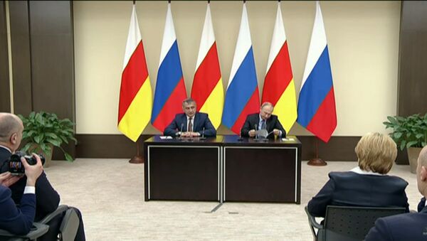 Путин и Бибилов рассказали, о чем договорились на встрече в Москве - Sputnik Южная Осетия
