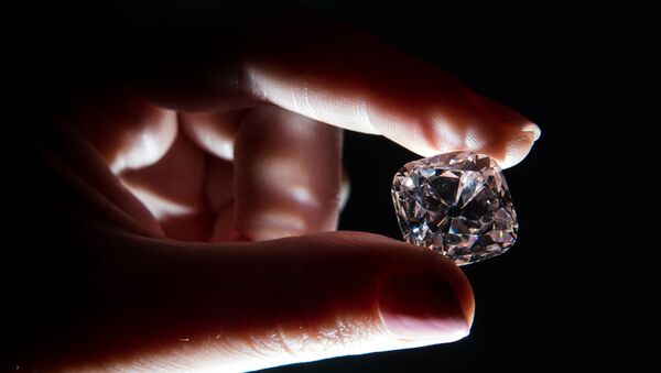 Уникальный бриллиант продали более чем за 33 млн долларов‍ - Sputnik Южная Осетия