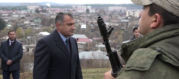 В Цхинвале вспоминали события 23 ноября: кадры митинга В Цхинвале вспоминали события 23 ноября: кадры митинга - Sputnik Южная Осетия