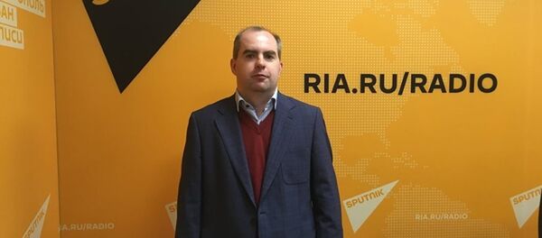 Политолог Максим Жаров - Sputnik Южная Осетия