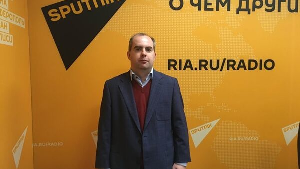 Политолог Максим Жаров - Sputnik Южная Осетия