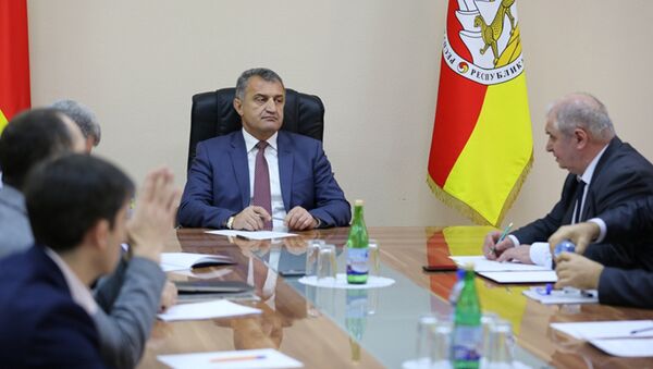 Совещание по вопросам социально-экономического развития Южной Осетии - Sputnik Южная Осетия