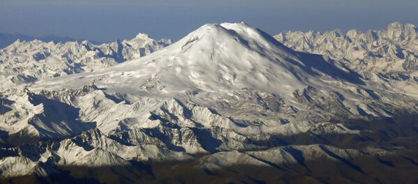 Эльбрус — стратовулкан на Кавказе Эльбрус — стратовулкан на Кавказе - Sputnik Южная Осетия
