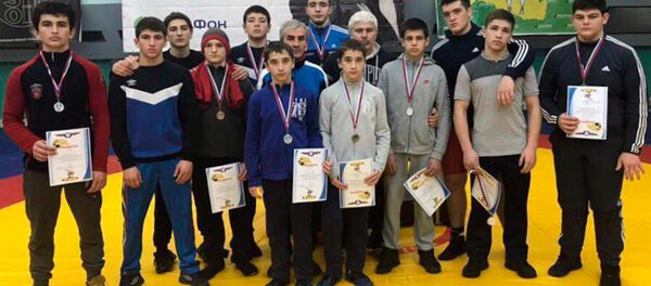 В Элисте прошел Всероссийский турнир по греко-римской борьбе памяти почетного мастера спорта СССР Т.Л. Балдашинова В Элисте прошел Всероссийский турнир по греко-римской борьбе памяти почетного мастера спорта СССР Т.Л. Балдашинова - Sputnik Южная Осетия