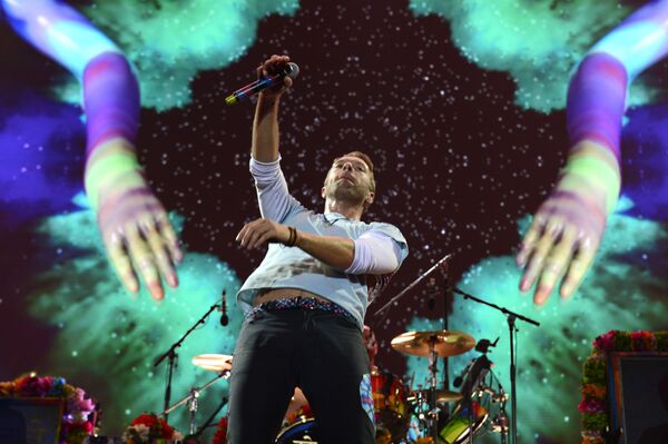 Солист группы Coldplay Крис Мартин на концерте в Гамбурге - Sputnik Южная Осетия