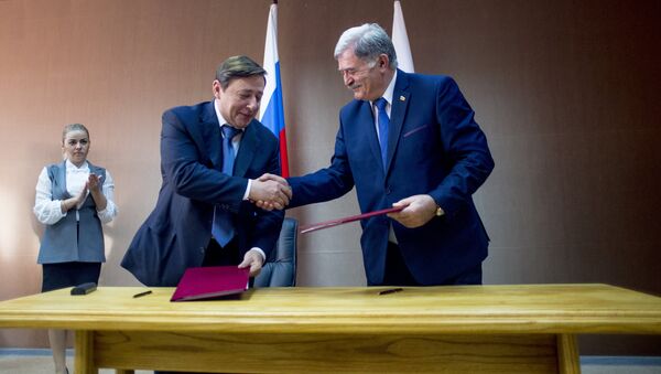 Подписание договора на заседании межправ комиссии - Sputnik Южная Осетия
