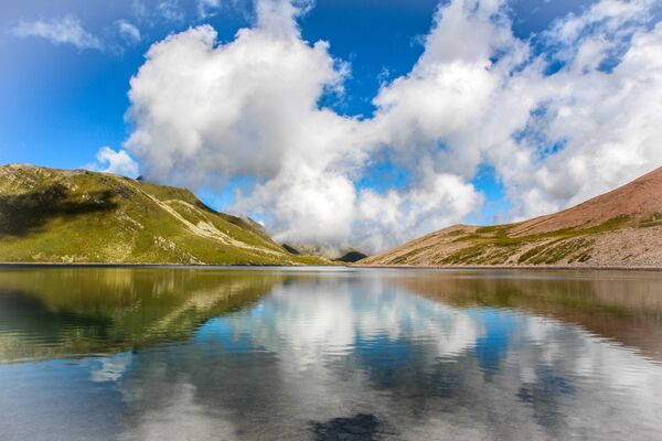 Высокогорное озеро в Дзимырском ущелье - Sputnik Южная Осетия