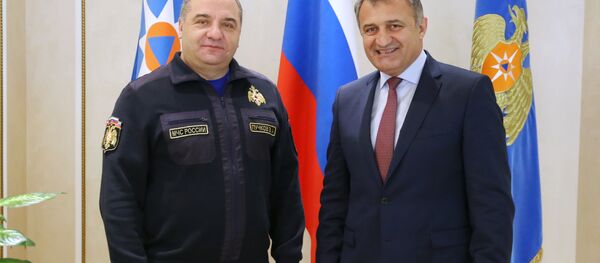Анатолий Бибилов и Владимир Пучков Анатолий Бибилов и Владимир Пучков - Sputnik Южная Осетия
