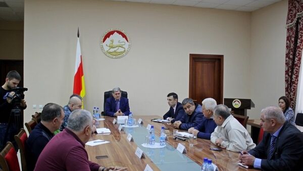 Оперативное совещание в правительстве РЮО - Sputnik Южная Осетия