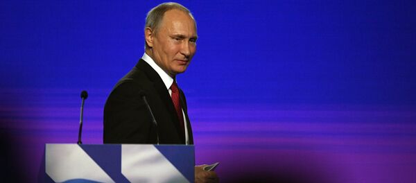 Президент РФ Владимир Путин Президент РФ Владимир Путин - Sputnik Южная Осетия