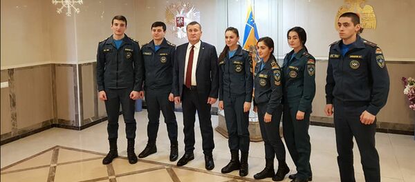 Алан Тадтаев посетил Академию государственной противопожарной службы МЧС РФ Алан Тадтаев посетил Академию государственной противопожарной службы МЧС РФ - Sputnik Южная Осетия