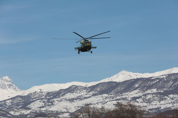 Бибилов облетел границу Южной Осетии с Грузией  - Sputnik Хуссар Ирыстон