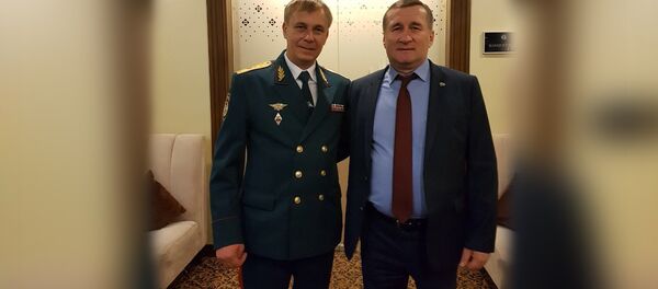 Глава МЧС Южной Осетии с коллегой из ДНР Глава МЧС Южной Осетии с коллегой из ДНР - Sputnik Южная Осетия