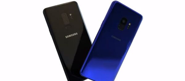 Новые смартфоны Samsung Galaxy S9 и Galaxy S9+ показали на видео Новые смартфоны Samsung Galaxy S9 и Galaxy S9+ показали на видео - Sputnik Южная Осетия
