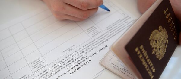 Начался сбор подписей в поддержку выдвижения В. Путина на президентских выборах Начался сбор подписей в поддержку выдвижения В. Путина на президентских выборах - Sputnik Южная Осетия