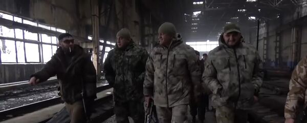 Президент Республики Южная Осетия Анатолий Бибилов на передовой ДНР. 07.01.2018, Панорама - Sputnik Южная Осетия