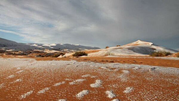 В пустыне Сахара второй год подряд выпал снег - Sputnik Южная Осетия
