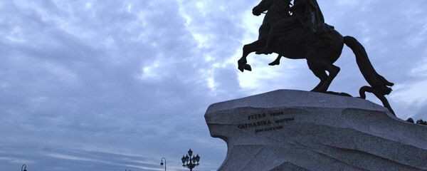 Памятник Петру I на Сенатской площади Санкт-Петербурга Памятник Петру I на Сенатской площади Санкт-Петербурга - Sputnik Южная Осетия