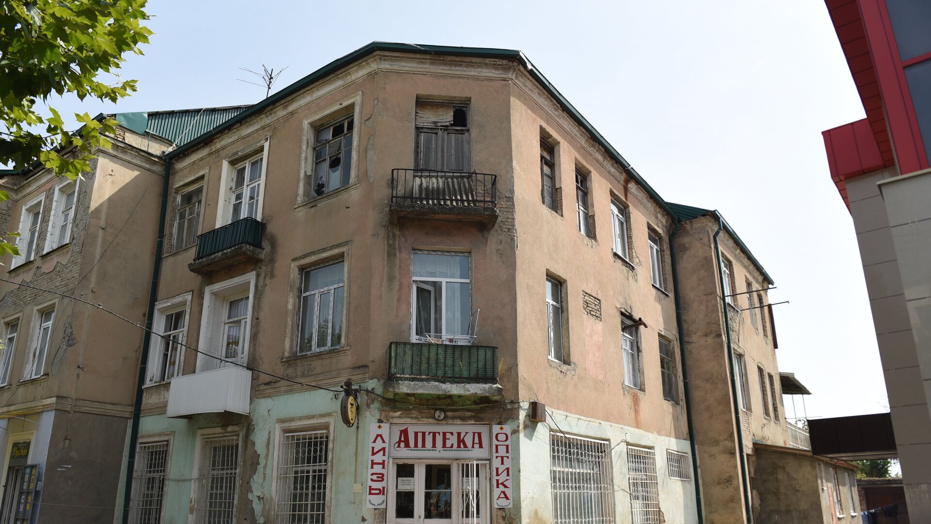 Аварийный дом на И.Харебова - Sputnik Южная Осетия, 1920, 27.04.2023