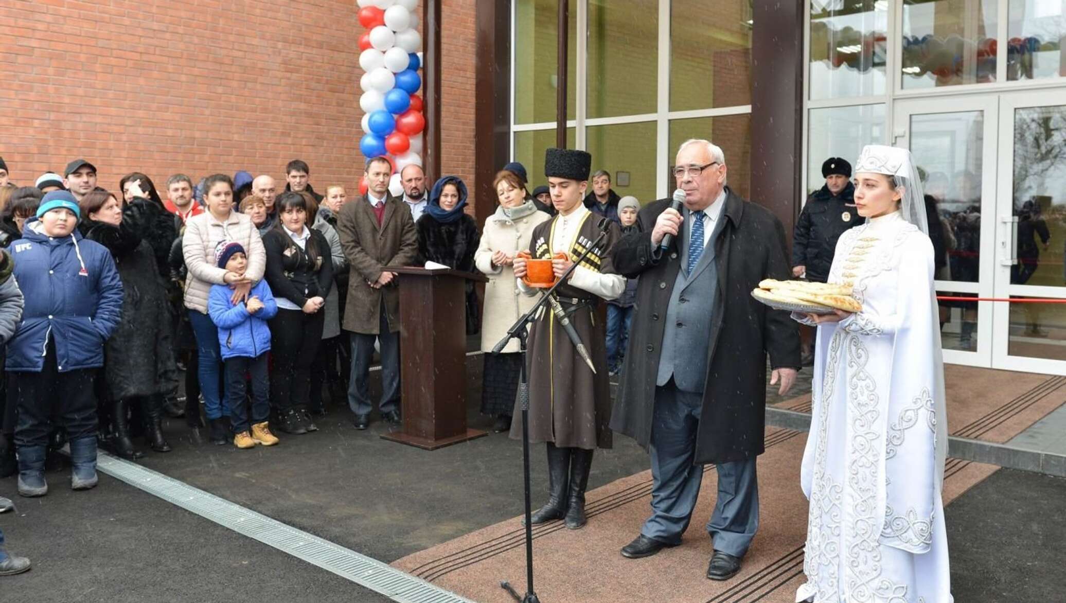 Погода в дигоре. Спорткомплекс Октябрьское РСО-Алания. Современные достижения Северной Осетии. Спортивный комплекс Дигора. Дигора 2020.