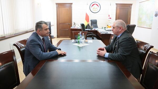 Встреча с Министром экономического развития Геннадием Кокоевым - Sputnik Южная Осетия