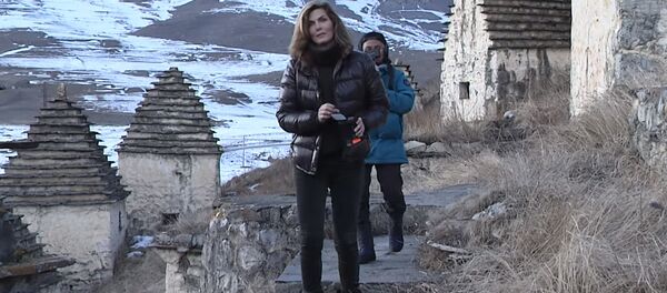 В Северную Осетию приехала телеведущая известного мексиканского канала Televisa В Северную Осетию приехала телеведущая известного мексиканского канала Televisa - Sputnik Южная Осетия