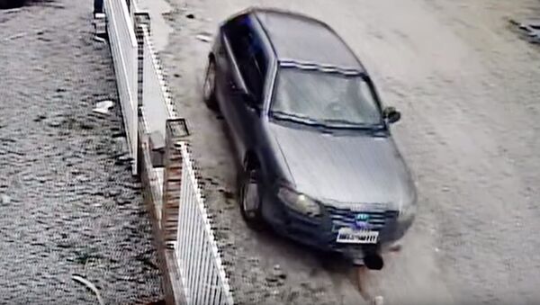 Мужчина переехал своего племянника на автомобиле - Sputnik Южная Осетия