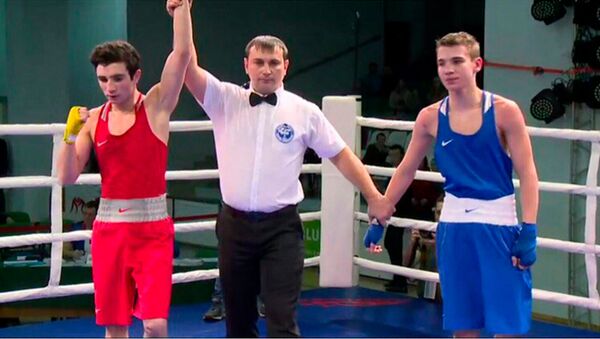Борис Карибян - победитель юниорского первенства России по боксу - Sputnik Южная Осетия