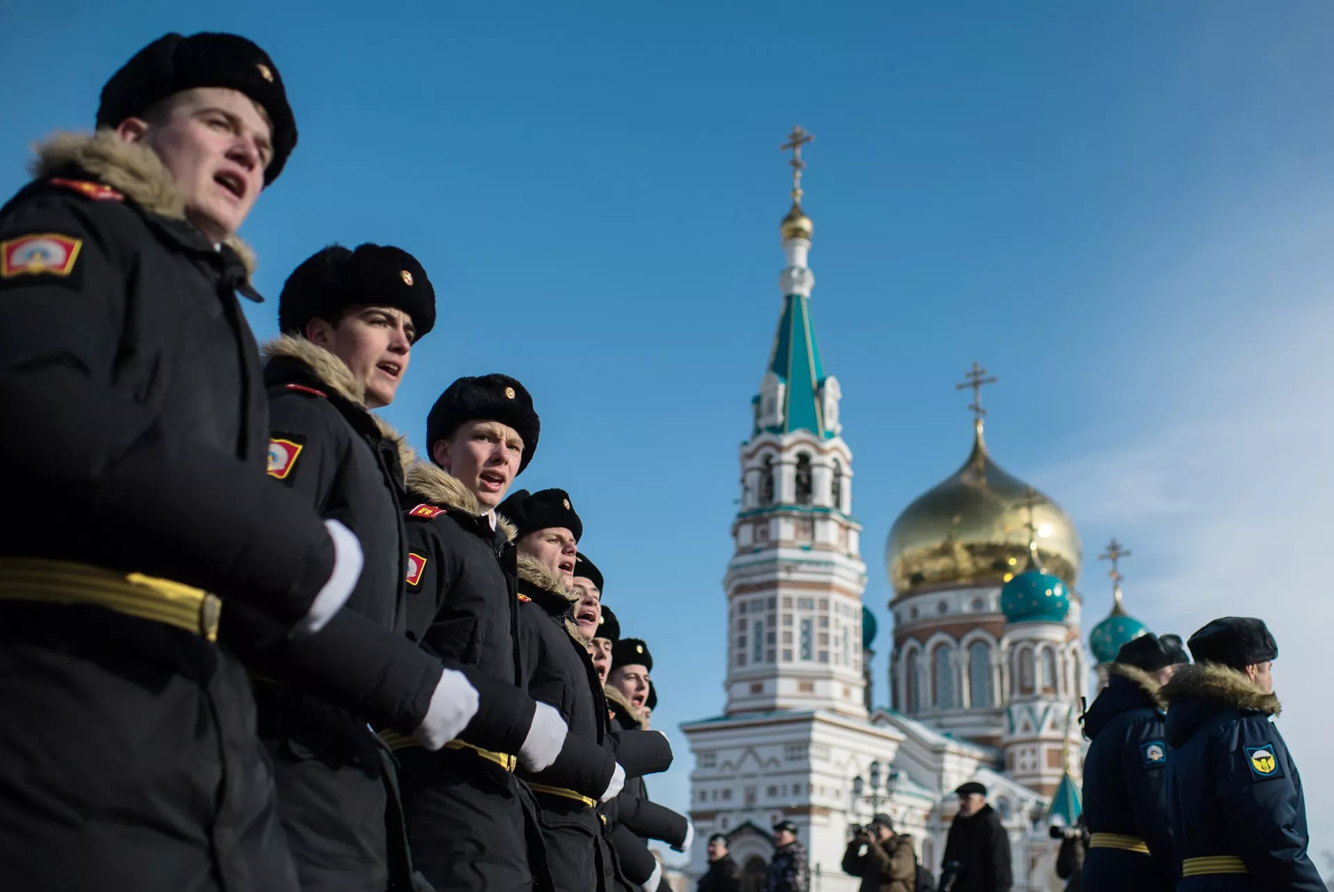 Военнослужащие во время празднования Дня защитника Отечества - Sputnik Южная Осетия, 1920, 22.02.2022