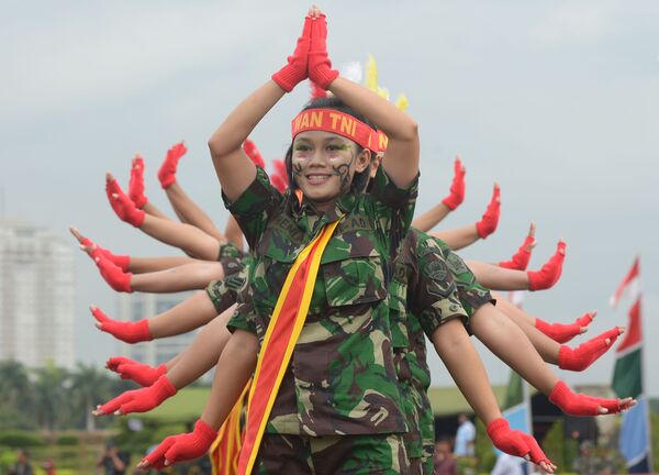 Женщины-солдаты индонезийской армии - Sputnik Южная Осетия