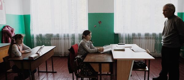 Учат в селах: Дидмухинская средняя школа Учат в селах: Дидмухинская средняя школа - Sputnik Южная Осетия