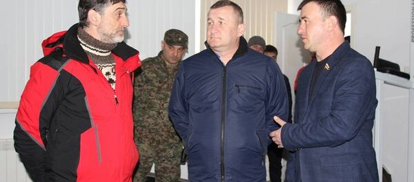 Депутаты Парламента посетили спортивный зал, расположенный в микрорайоне Царз - Sputnik Южная Осетия