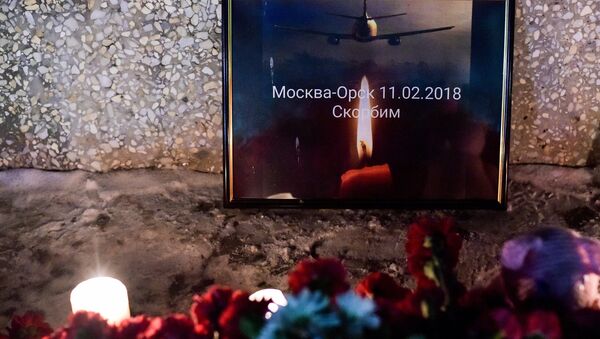 Цветы в память о погибших при крушении самолета Ан-148 - Sputnik Южная Осетия