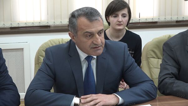 Не надо политизировать: встреча Бибилова с сопредседателями Женевских дискуссий - Sputnik Южная Осетия