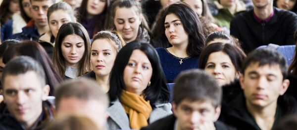 Студенты ЮОГУ Студенты ЮОГУ - Sputnik Южная Осетия