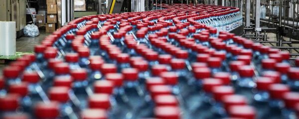 Производство минеральной и питьевой воды Производство минеральной и питьевой воды - Sputnik Южная Осетия
