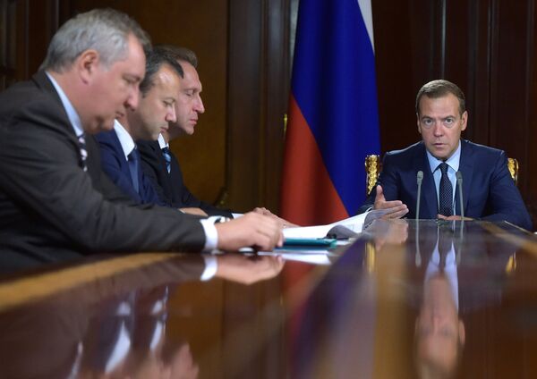 Премьер-министр РФ Д.Медведев провел совещание с вице-премьерами РФ - Sputnik Южная Осетия