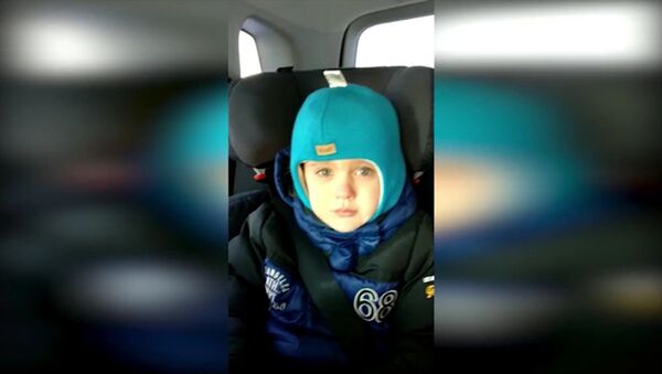 Мальчик в Новосибирске расплакался из-за того, что не увидел дядю Путина - Sputnik Южная Осетия