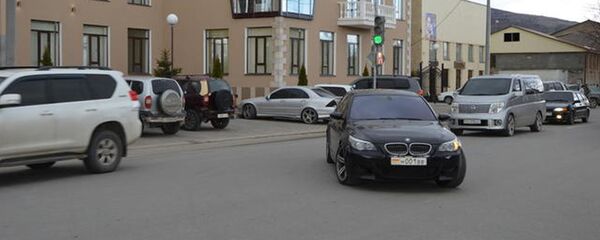 Парковка ЮОГУ Парковка ЮОГУ - Sputnik Южная Осетия