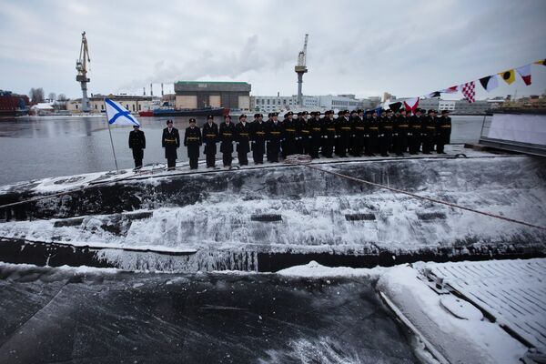 Церемония подъема Военно-морского флага на борту подводной лодки Ростов-на-Дону - Sputnik Южная Осетия