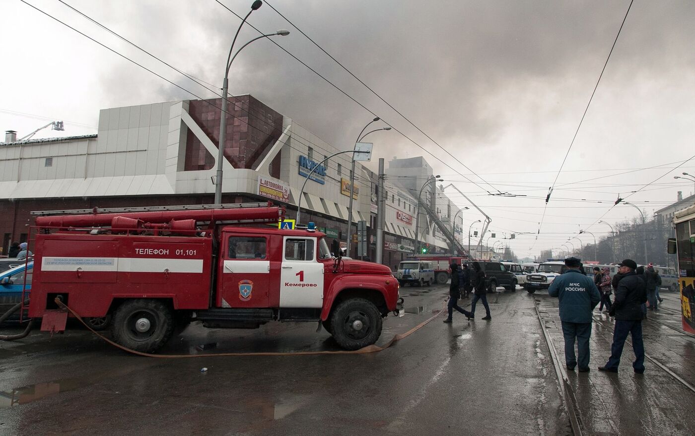 Трагедия в Кемерово: при пожаре в торгцентре погибли более 50 человек -  26.03.2018, Sputnik Южная Осетия