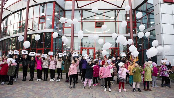 Акция в память жертв трагедии в Кемерово - Sputnik Хуссар Ирыстон