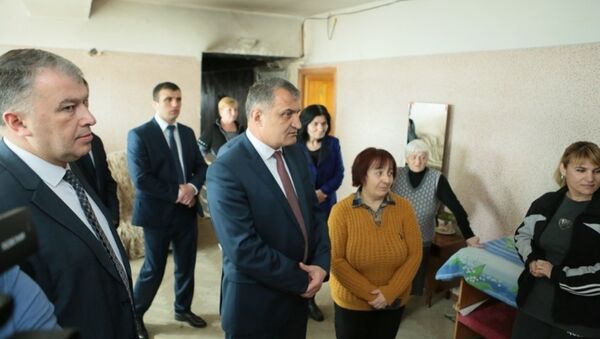 Президент РЮО побывал в гостинице Алан - Sputnik Южная Осетия